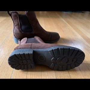 born cove waterproof chelsea boot